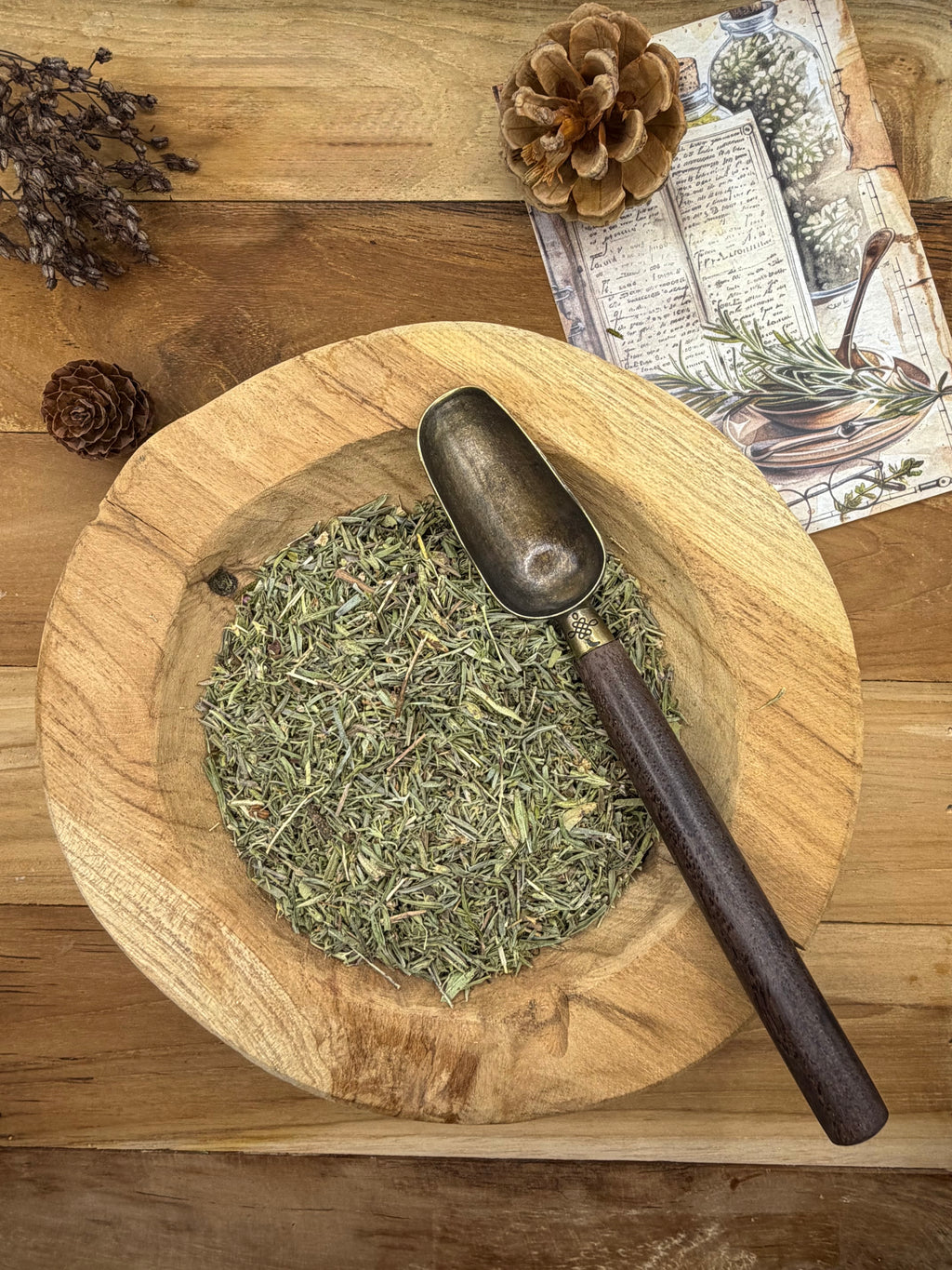 SARRIETTE DES MONTAGNES  (Satureja montana L. )50 g feuille entière .